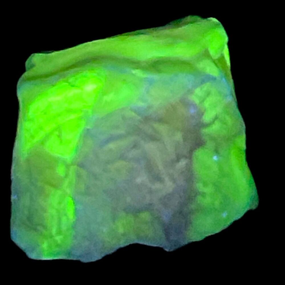 White‎ Pink Layered Art Glass Cullet Glowing Manganese Slag Glass #5GL5
